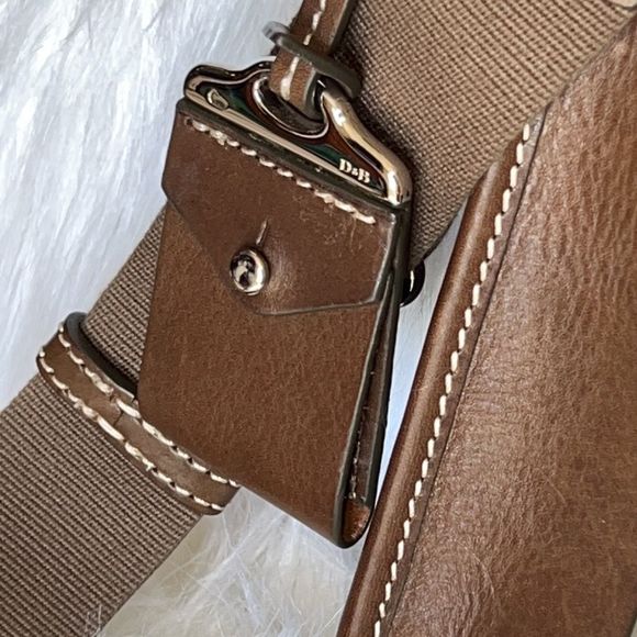 Dooney & Bourke brown leather shoulder bag purse - Picture 5 of 15